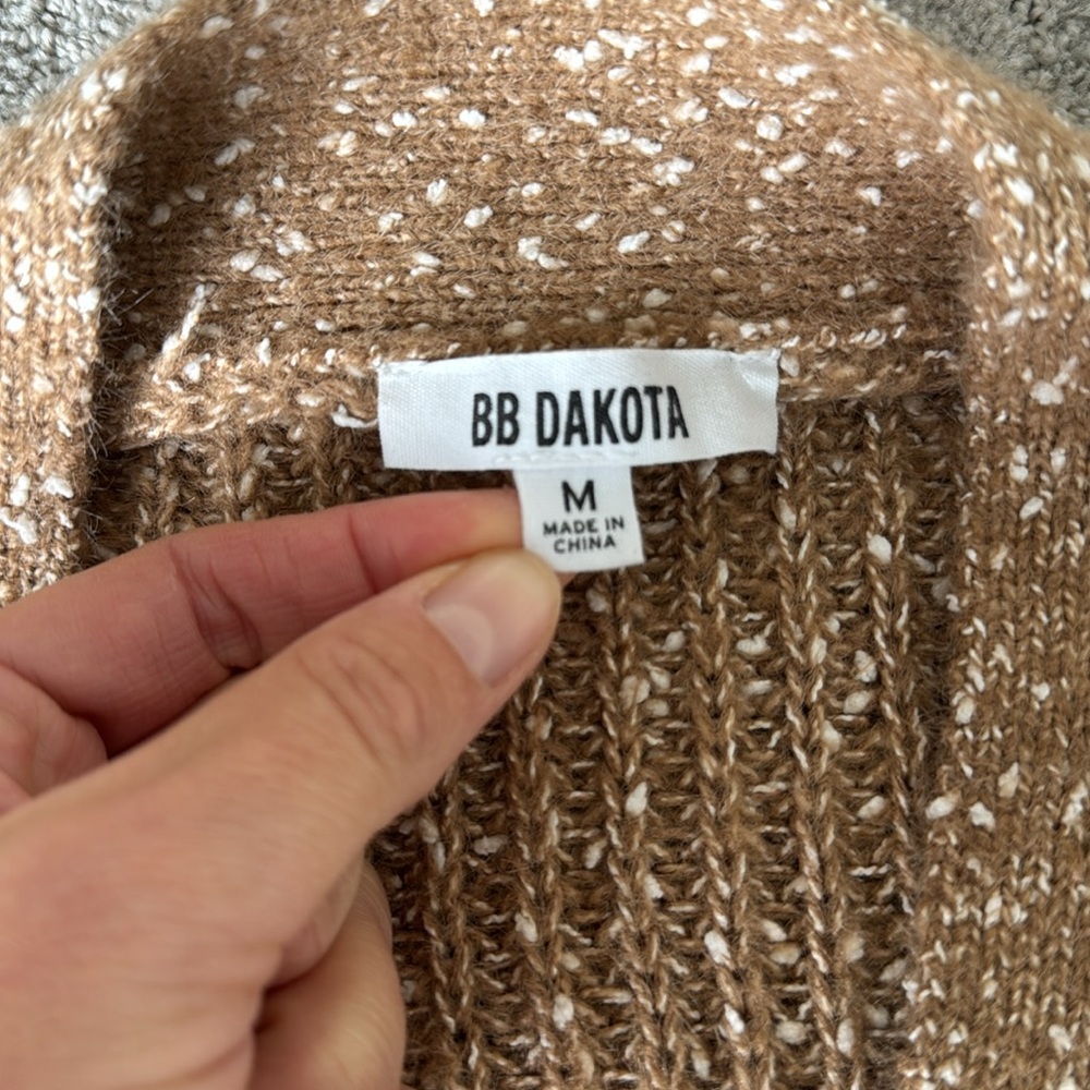 Sweater - Picture 2 of 3